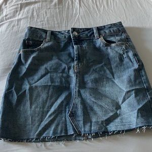 Denim skirt